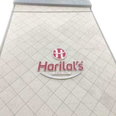 Harilal Hotel Патна Екстериор снимка